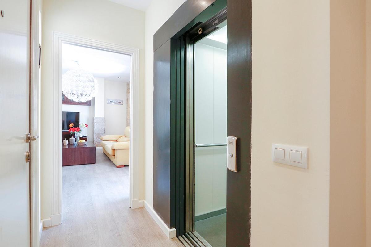 Gatu Premium Atico Caleta , Preferente Mayores De 25 Anos Y Familias カディス エクステリア 写真